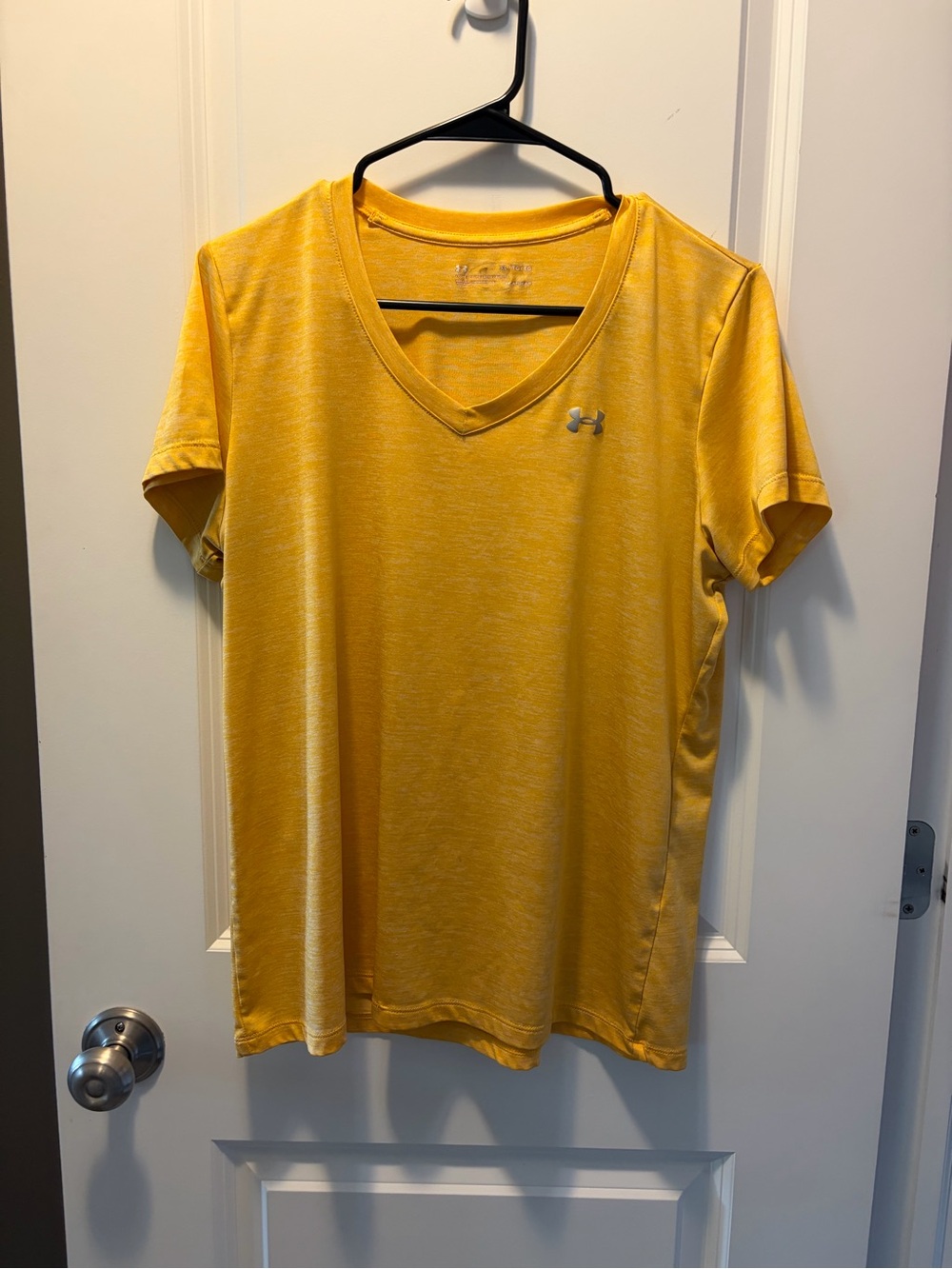 Under Armour Women's Gold V-Neck Performance Tee